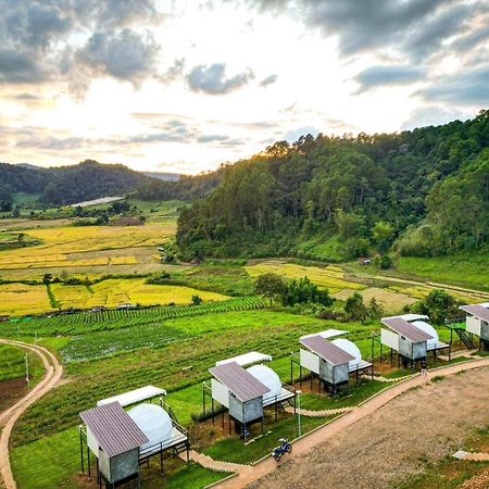 Hotel สวนไร่รุ่งอรุณ Suan Rai Rungarun Ban Na Pa Paek Zewnętrze zdjęcie